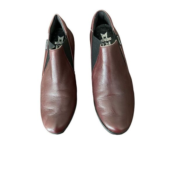 Mephisto Air Jet Burgundy Wedge
Booties size71/2 - Picture 6 of 10